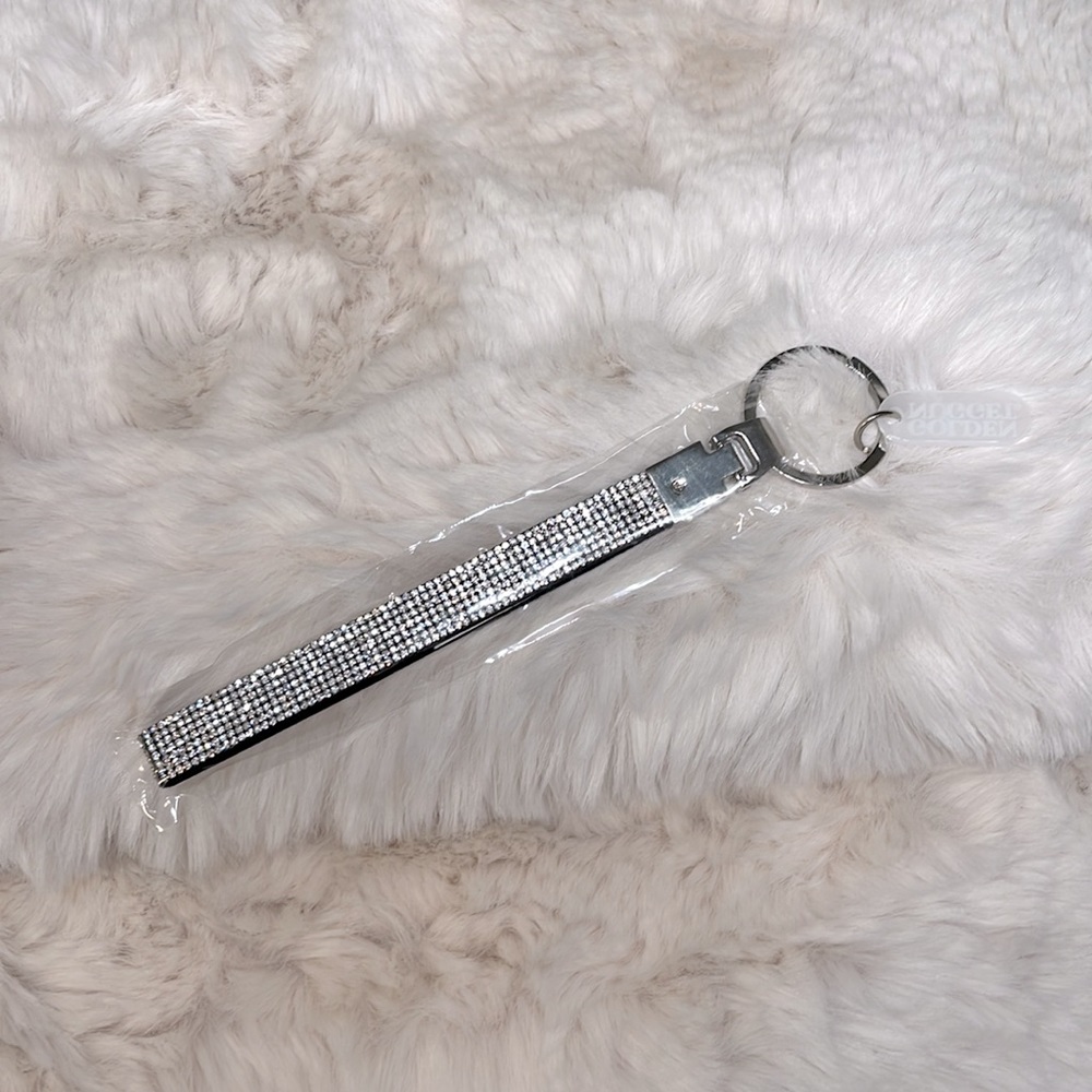 Golden Nugget Crystal Rhinestone #1 Mom Key Holder - Picture 3 of 5